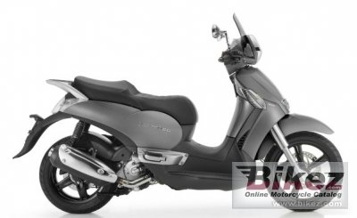 2013 Aprilia Scarabeo 300s photo